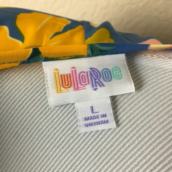 Lularoe Lindsay floral Kimono Top - Picture 5 of 7